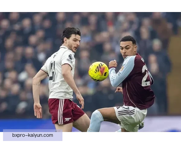 英超弗莱肯状态回暖，展现出稳健表现引发关注