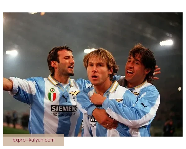 捷克帕维尔传奇持续发光，状态回暖备受关注