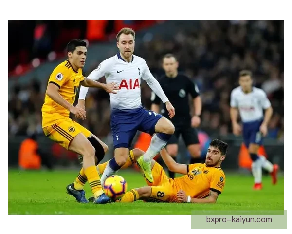 英超狼队近期表现稳健，球队状态逐渐回暖值得关注