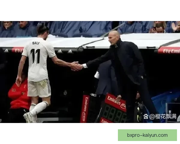 齐达内执教生涯表现稳健，战术风格与带队成绩走势清晰